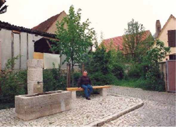 Die Linde am Dorfbrunnen, 1989